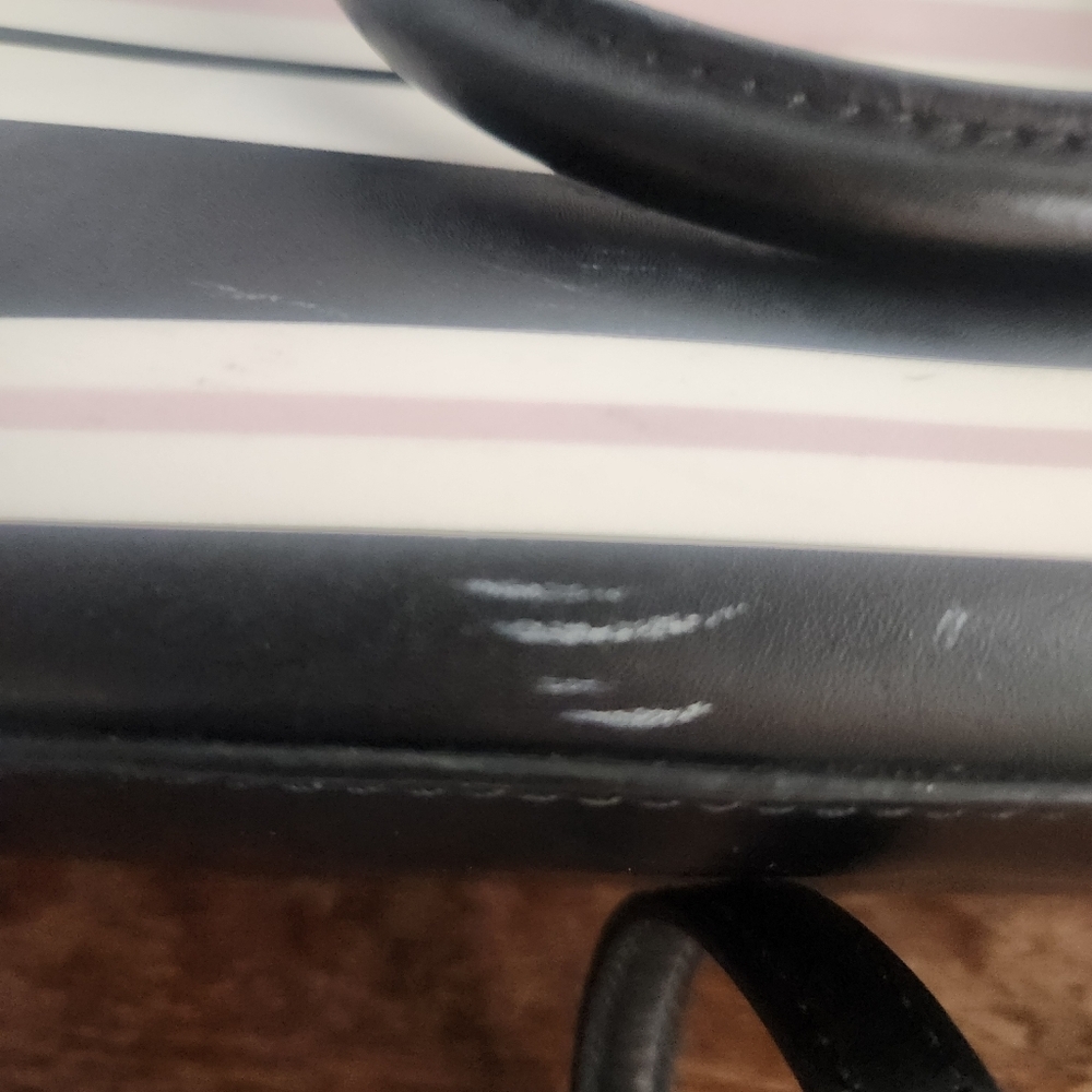 Kate Spade Crossbody Domed Purse Black And Pink Striped Saffiano Leather Wrislet - Picture 4 of 16